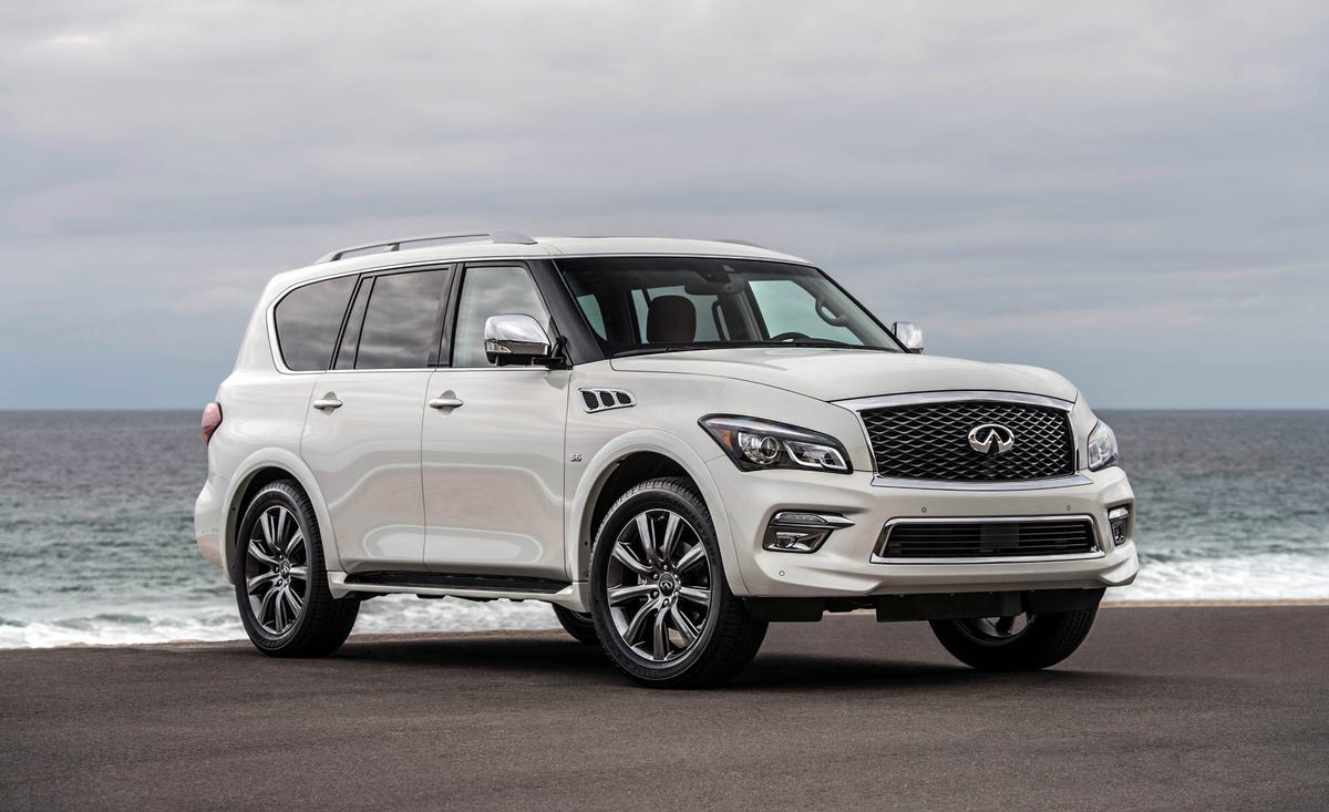 2017 Infiniti QX80 Review, Pricing, and Specs