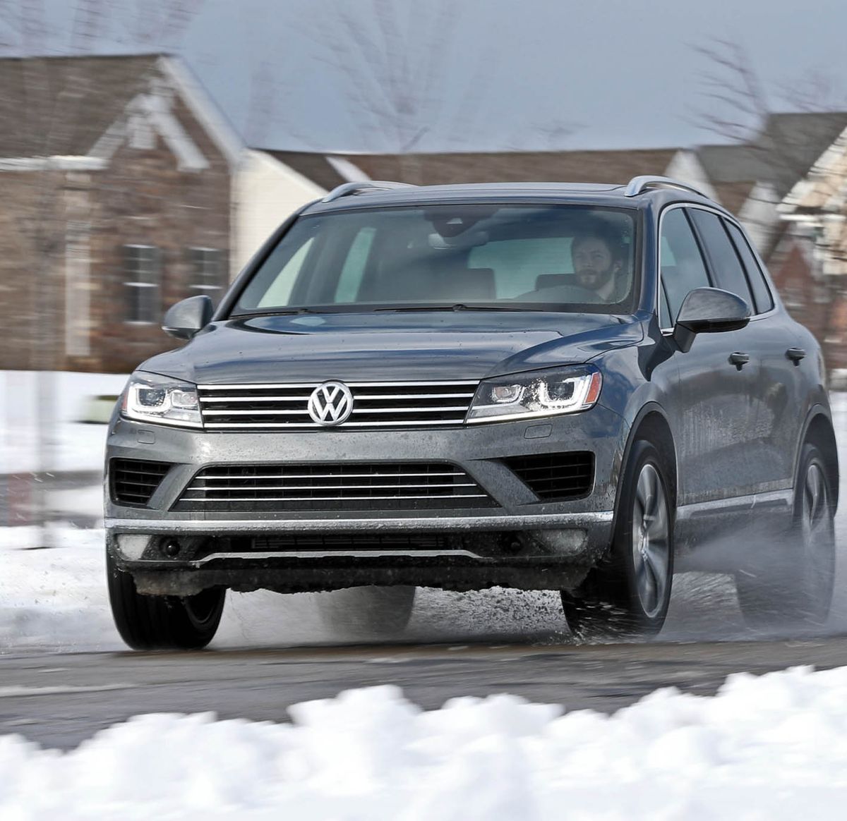 Volkswagen Touareg SUV: Models, Generations and Details