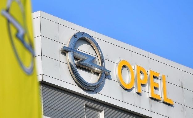 RUESSELSHEIM, GERMANY - FEBRUARY 15: The Opel logo pictured at Opel headquarters on February 15, 2017 in Ruesselsheim, Germany. PSA Peugeot Citroen is reportedly seeking to buy German automaker Opel from its parent company General Motors. The acquisition would require the consent of the German government, which would likely mean negotiations over job safeguards for Opel workers. General Motors has owned Opel since 1929. (Photo by Thomas Lohnes/Getty Images)