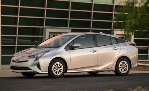 2017 Toyota Prius Starting Price Drops By 1210 News Car And Driver 2016 Toyota Prius Two 01 D5fe639e78e0840df532da765e776e1f26767a9b