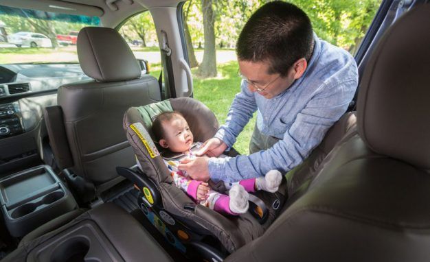 Safest place for 2024 infant car seat 2017