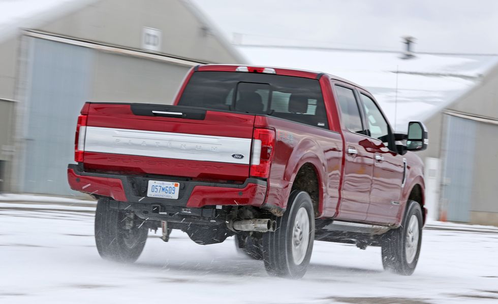 land vehicle, vehicle, car, automotive tire, tire, pickup truck, truck bed part, snow, automotive exterior, truck,