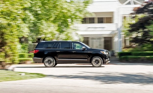 Right Side Kit | LINCOLN NAVIGATOR LWB 2019