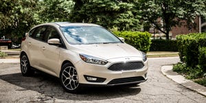 land vehicle, vehicle, car, motor vehicle, automotive design, ford motor company, hatchback, family car, tire, ford,