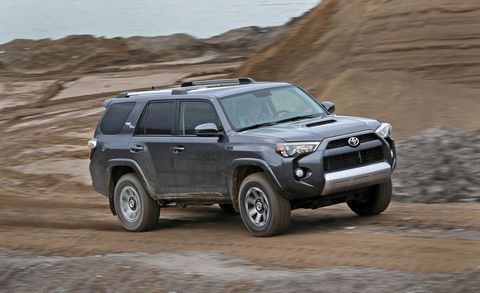 Land vehicle, Vehicle, Car, Toyota 4runner, Automotive tire, Regularity rally, Off-roading, Sport utility vehicle, Tire, Natural environment, 
