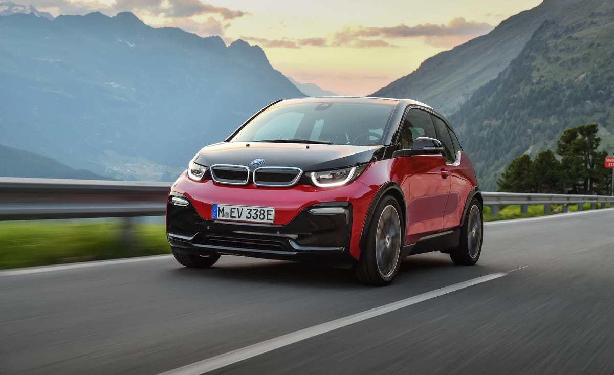 2018 BMW i3 Review, Pricing, and Specs