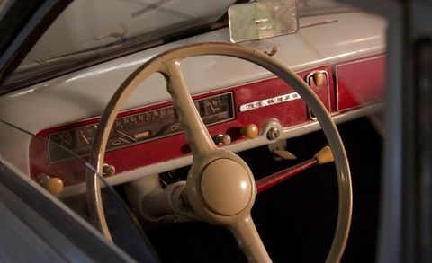 Motor vehicle, Vehicle, Car, Steering wheel, Steering part, Classic, Classic car, Vintage car, Antique car, 
