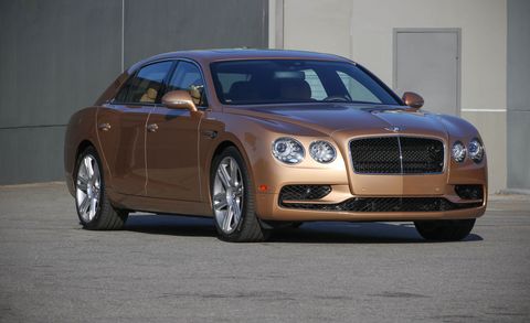 Land vehicle, Luxury vehicle, Vehicle, Car, Motor vehicle, Bentley, Automotive design, Personal luxury car, Sedan, Full-size car, 