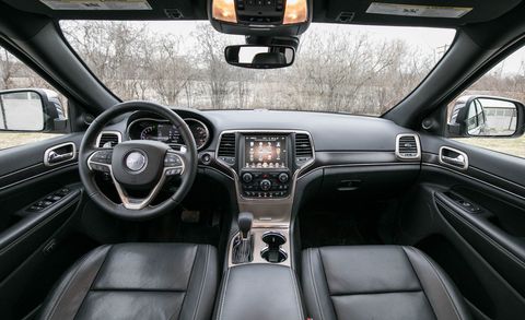 2018 jeep grand cherokee interior