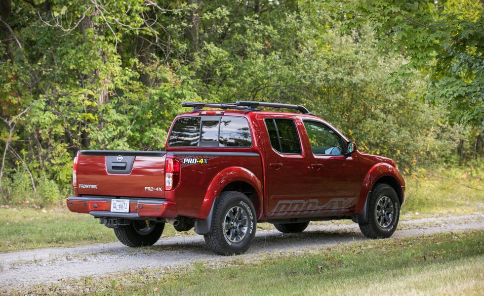 2017 Nissan Frontier Review, Pricing, and Specs