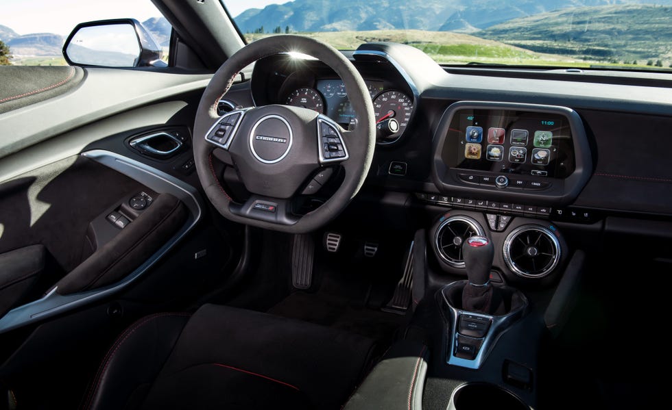 2023 chevrolet camaro zl1 interior