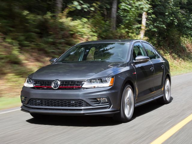  Revisión, precios y especificaciones del Volkswagen Jetta GLI