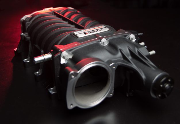 Ford Performance and Roush Performance co-developed an all-new supercharger for the 5.0-liter V8 engine for the 2018 Mustang and F-150