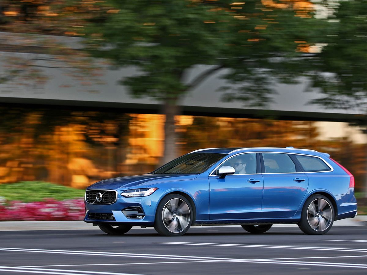 2018 Volvo V90 T6 AWD Tested!