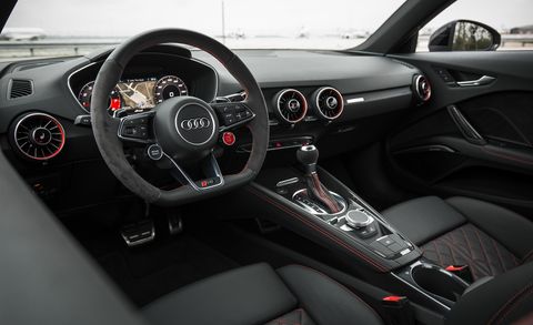 2018 Audi TT RS interior