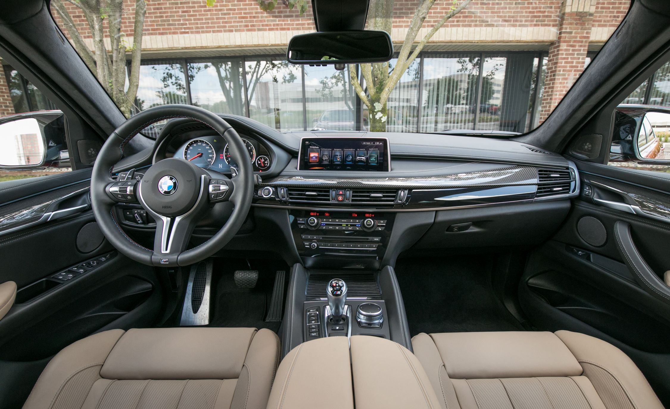 BMW x6 новая салон