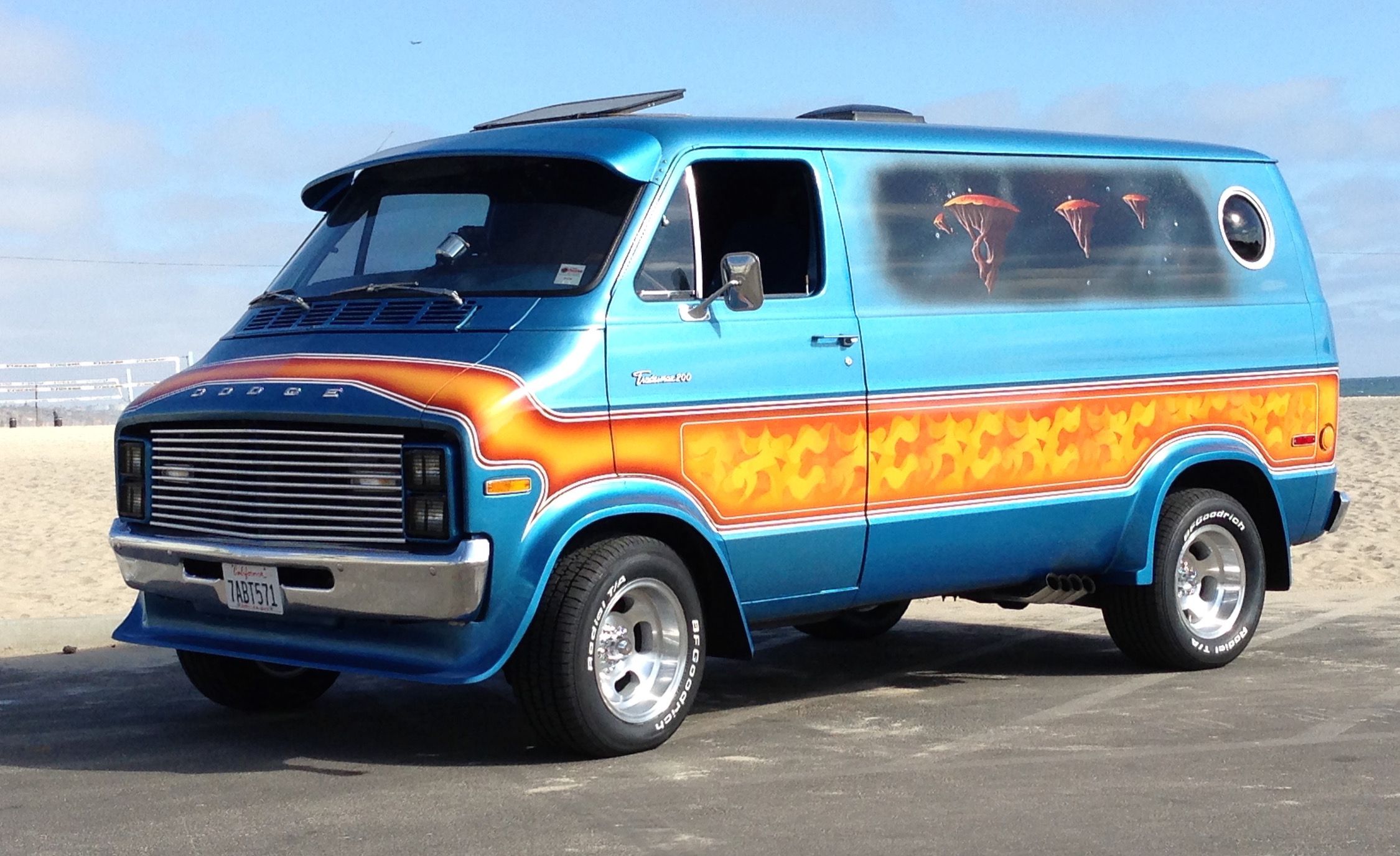 custom auto vans