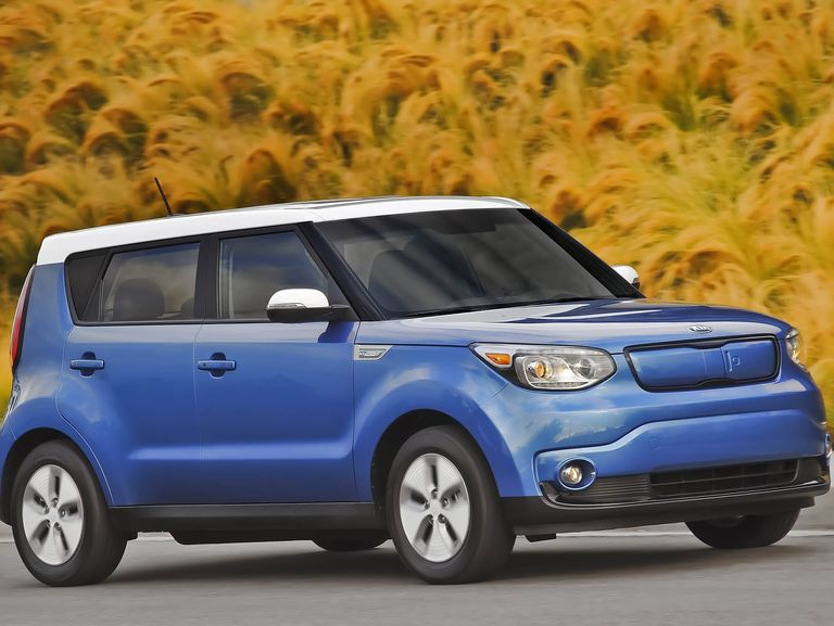 2019 Kia Soul Ev Review Pricing And Specs