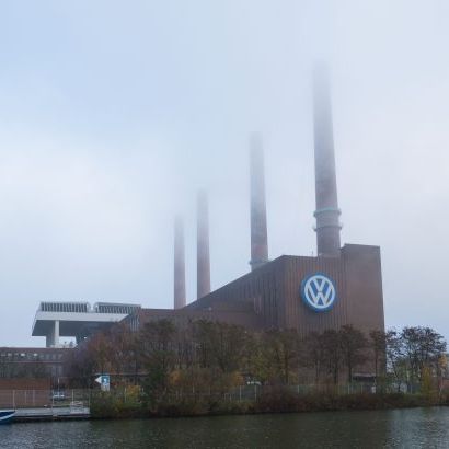 A picture taken on November 17, 2017 shows the logo of German car maker Volkswagen (VW) on the facade of the main administrative building of the Volkswagen brand at VW plant in Wolfsburg, central Germany. / AFP PHOTO / dpa / Peter Steffen / Germany OUT (Photo credit should read PETER STEFFEN/AFP/Getty Images)