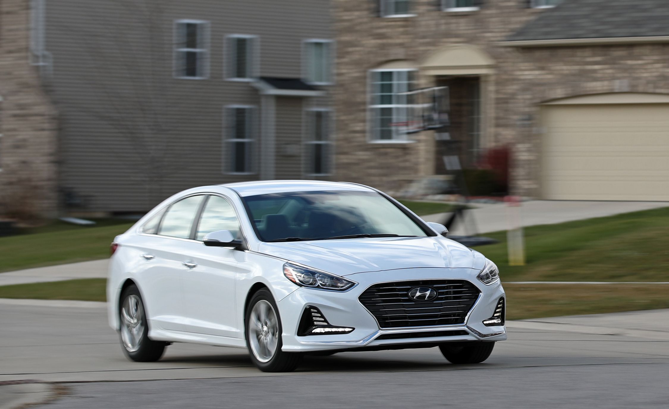 2019 hyundai sonata on sale daytime running lights