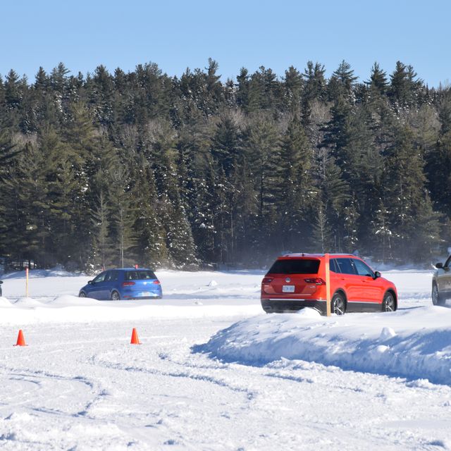 Snow, Ice racing, Winter, Vehicle, Car, Motorcycle racing, Racing, Ice, Automotive tire, Motorsport, 