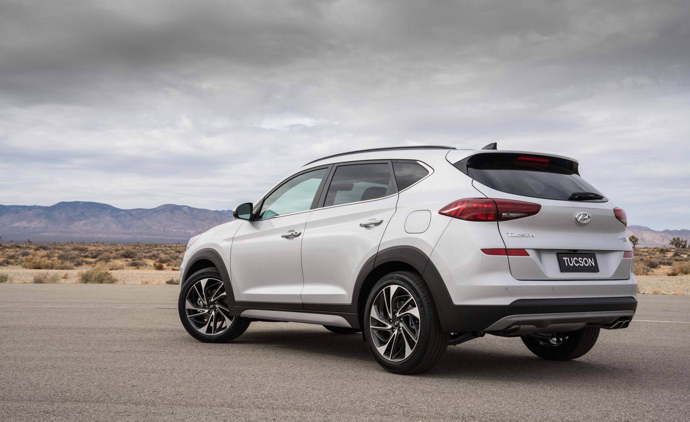 Top 10 mẫu xe cỡ nhỏ đáng tin cậy nhất năm 2020 Hyundai Tucson góp mặt