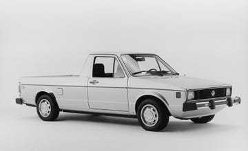 Land vehicle, Car, Vehicle, Pickup truck, Truck, Truck bed part, Commercial vehicle, Light commercial vehicle, Family car, 
