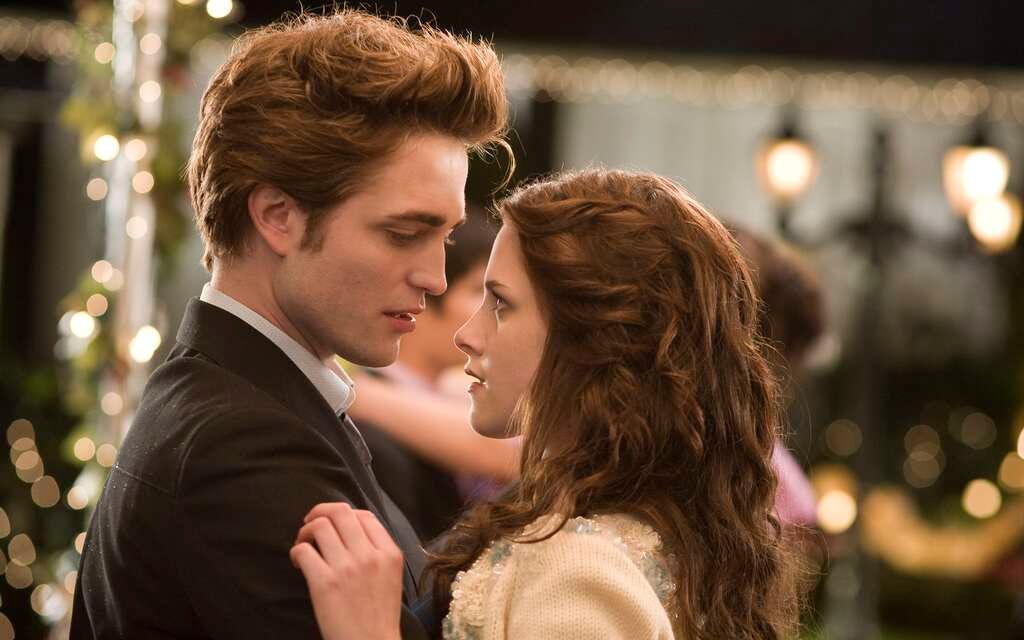 preview for Robert Pattinson & Kristen Stewart's WILD 'Twilight' Audition Revealed!