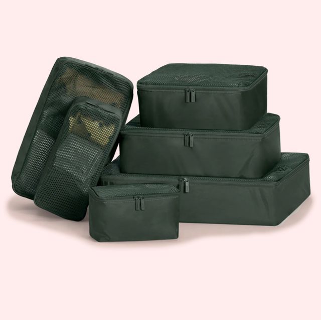 Well Traveled 8-Piece Compression Packing Cubes for Travel with HybridMax Double Capacity Design Compression Cube Packing Cubes Compressible & Rel