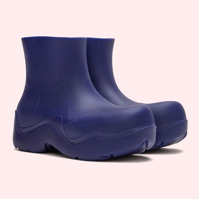 17 Best Waterproof Shoes for Men 2023 - Top Men's Rain Boots and