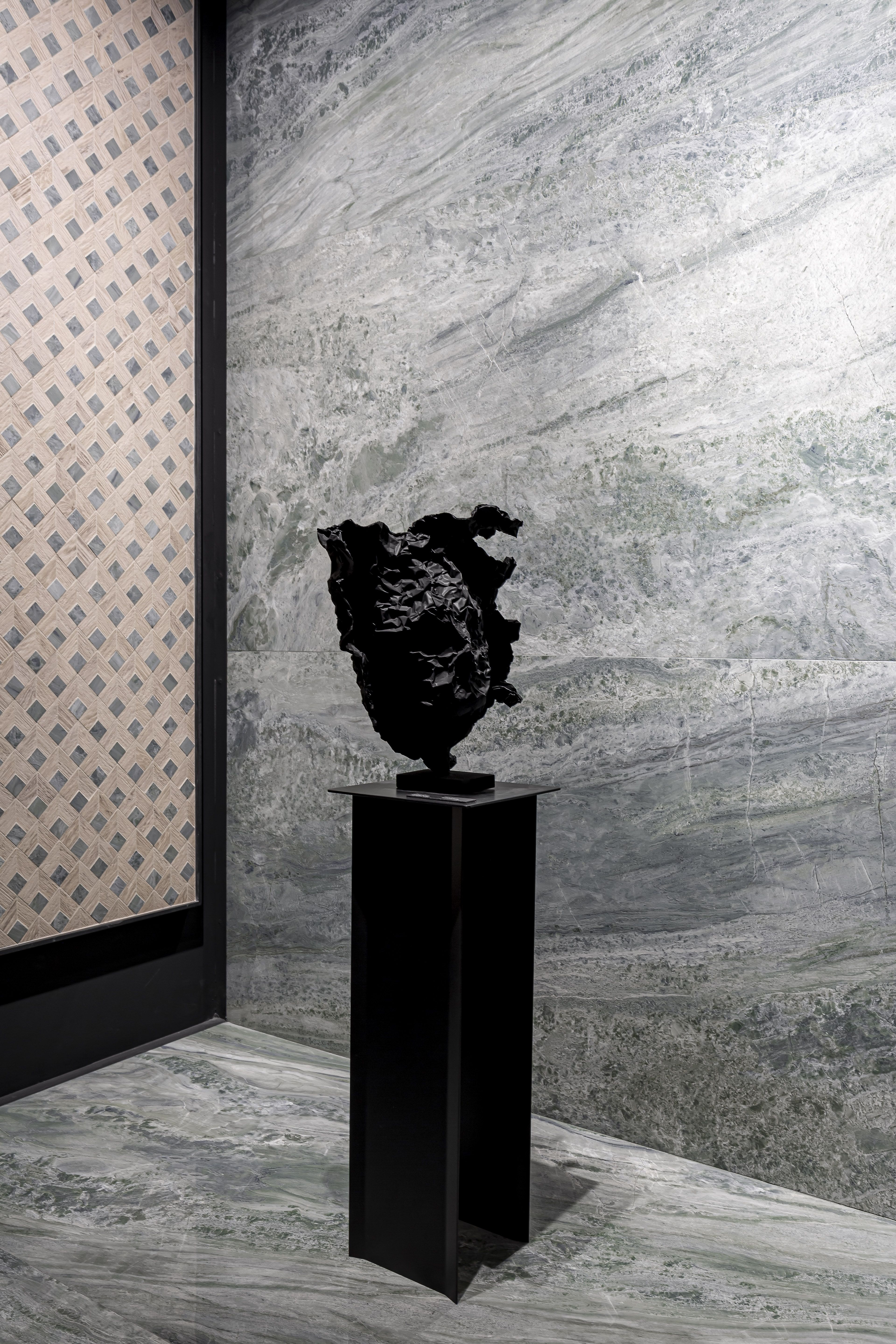 Cersaie 2022: marble, stone and wood effect floors | Elle Decor