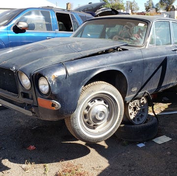 1972 jaguar xj6 in colorado wrecking yard