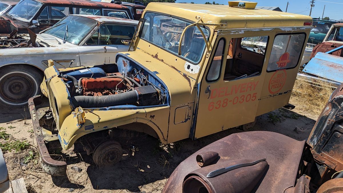 1972 am general dj5b mail jeep in wyoming junkyard
