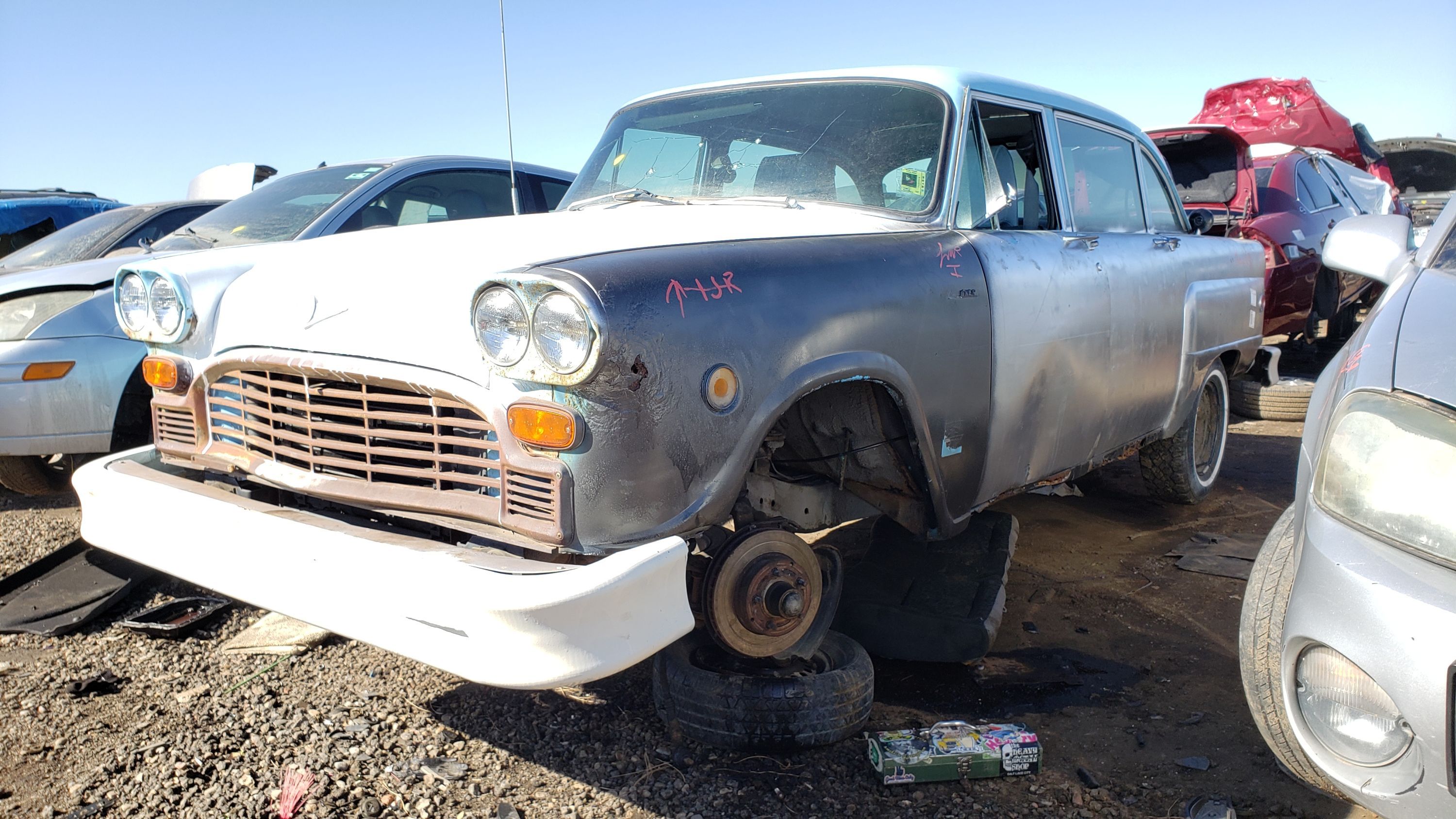 1976 Checker Taxicab Is Junkyard Treasure