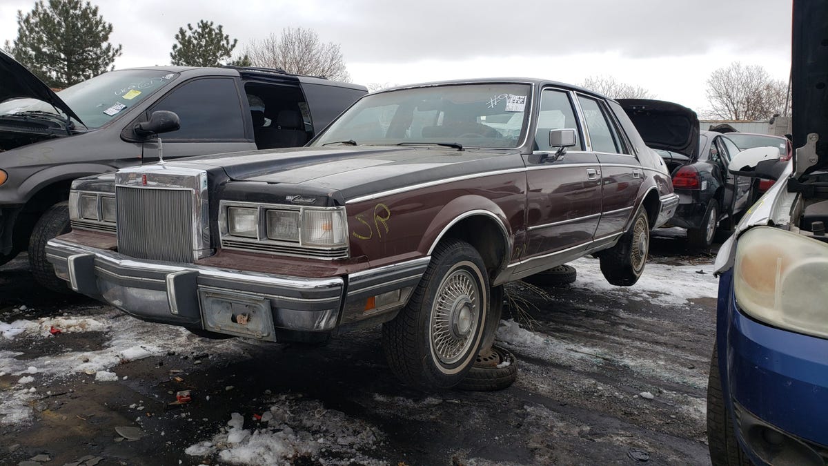 Genuine Givenchy Edition Lincoln Continental Gets Thrown Away