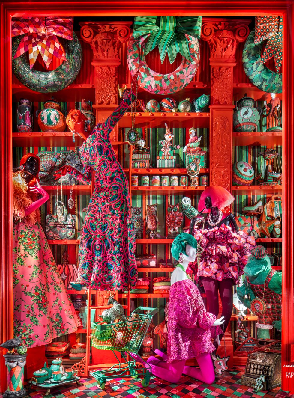 NYC's holiday windows celebrate city's resilience in 2021