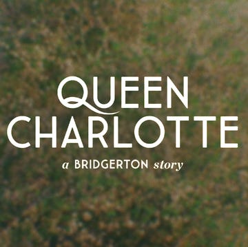 a first look at young queen charlotte