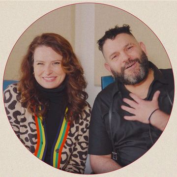 scandal tv stars katie lowes and guillermo diaz