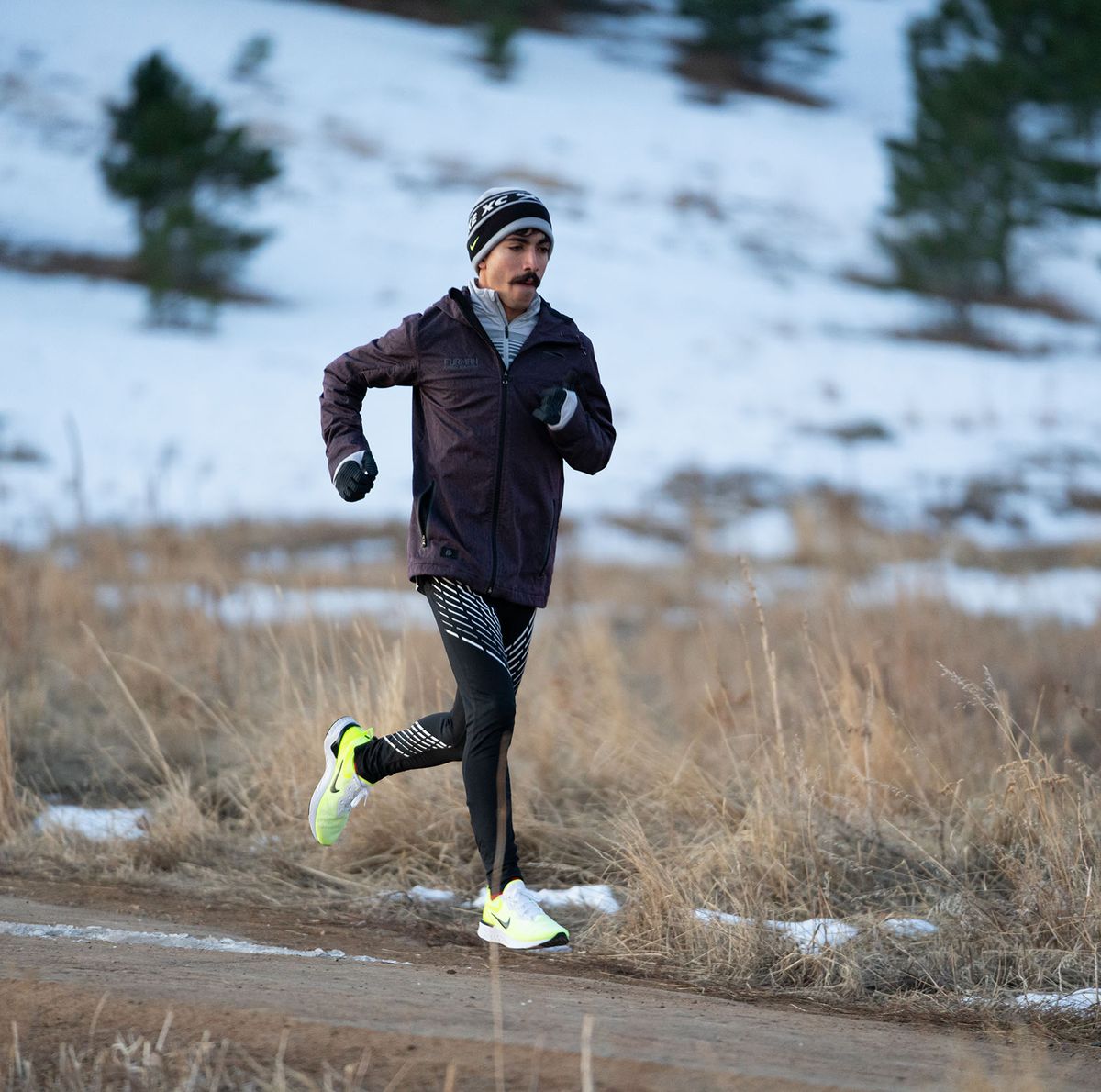 The Best Men's Running Pants for Cold-Weather Runs and Workouts