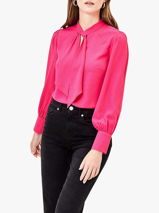 Pussybow blouses