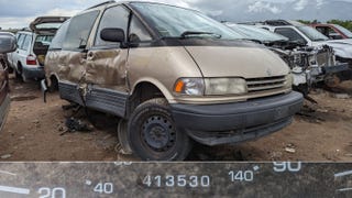 1995 Toyota Previa All-Trac with 413,530 Miles Is Junkyard Treasure