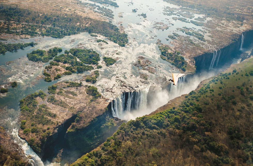 Water resources, Water, Natural landscape, Nature, Aerial photography, Waterfall, Watercourse, River, Geological phenomenon, Bird's-eye view, 