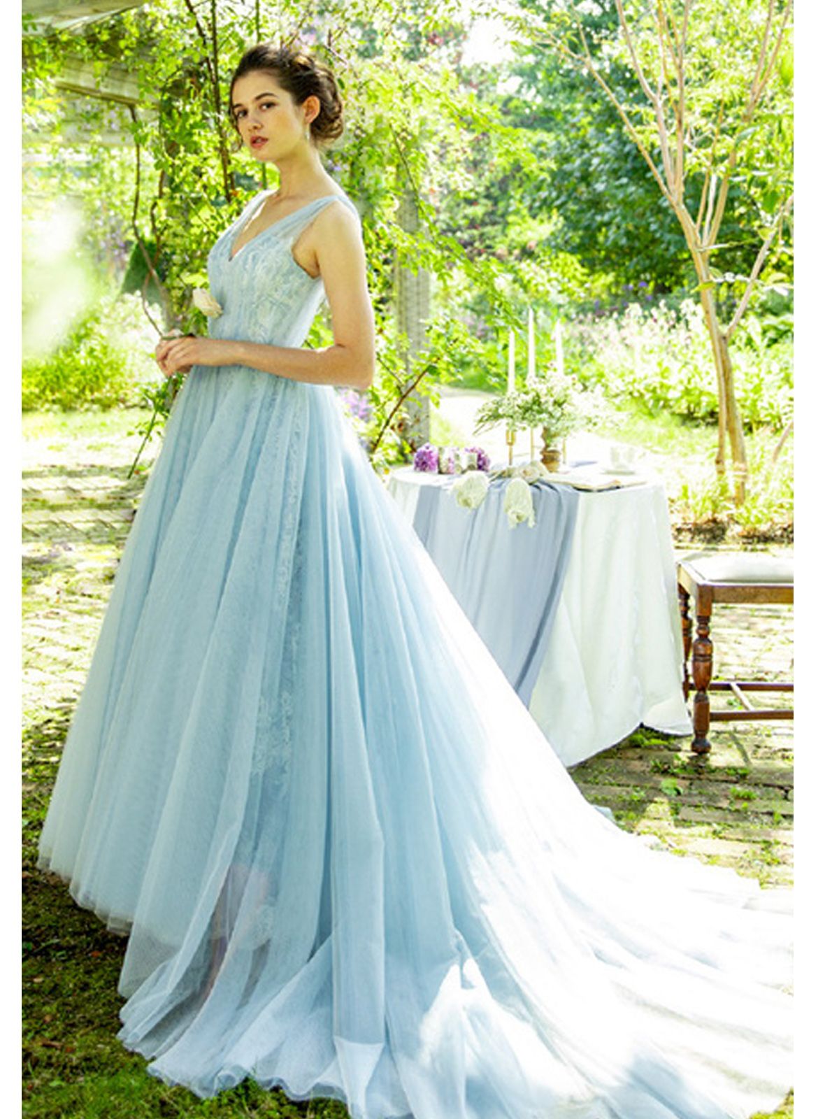 綺麗なスカイブルー花嫁さんのお色直しカラードレス！サイズはオーダー 