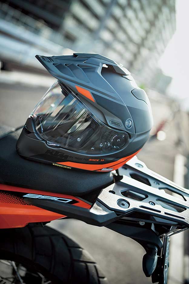 バイクとアウター、スタイリッシュな関係】スタイリスト 堀