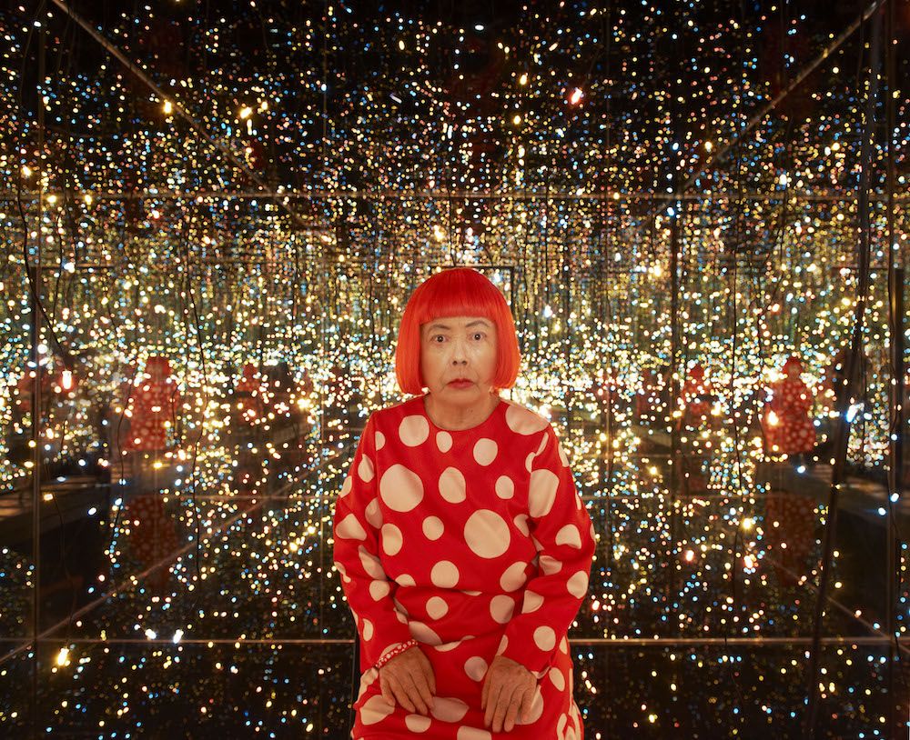 I famosi pois di Yayoi Kusama sono presenti in tutti i negozi