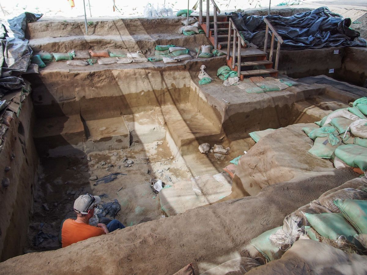 Opgravingen op de archeologische vindplaats Coopers Ferry hebben voorwerpen aan het licht gebracht die 1500016000 jaar oud zijn  duizenden jaren ouder dan voorwerpen die traditioneel in verband werden gebracht met de komst van de eerste Amerikanen