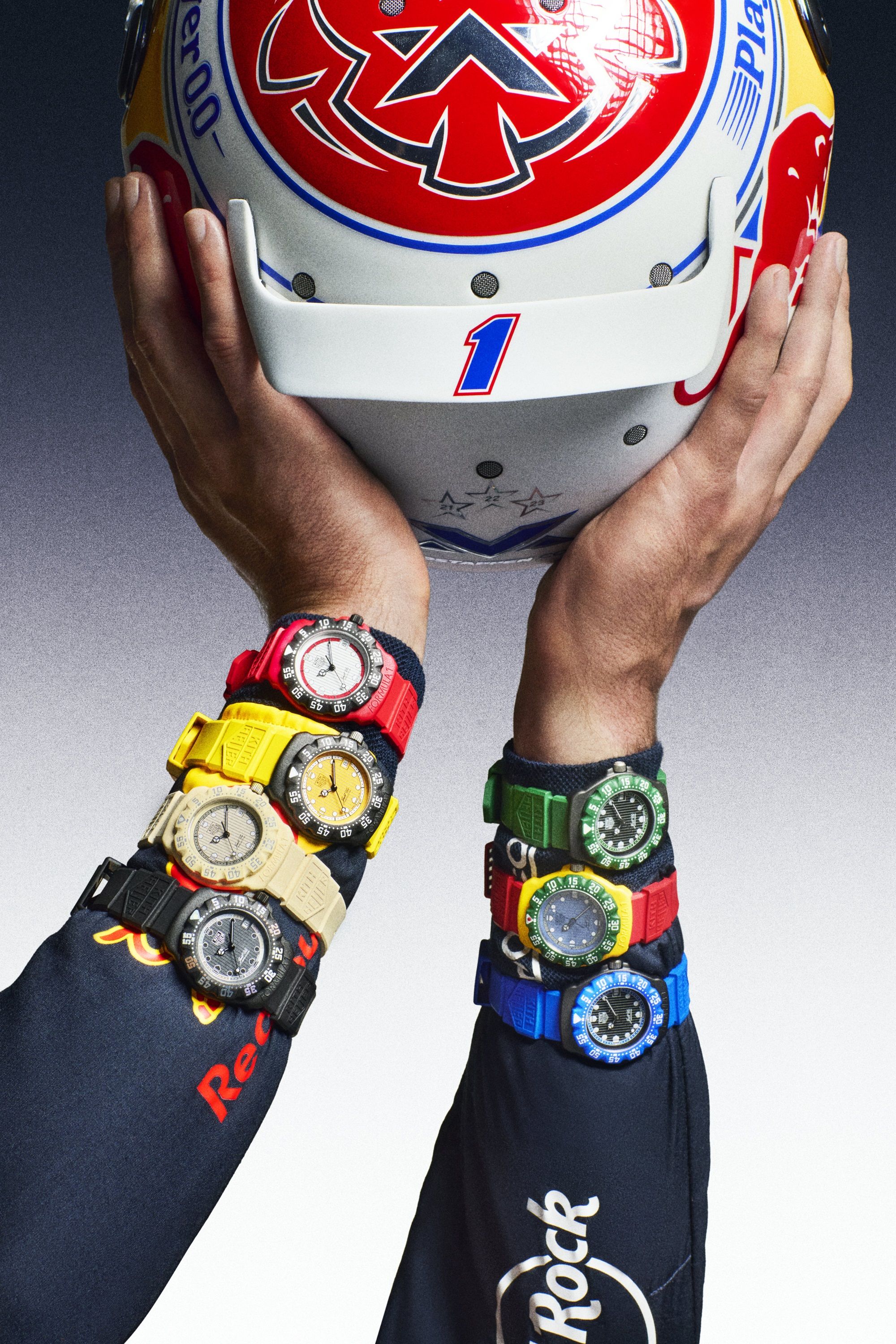 レッドブルレーシング KITH コラボ 各1ダース マイアミを鮮やかに彩った “Kith Heuer” コラボレーション | TAG