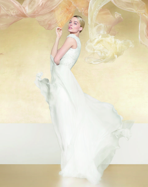 Wedding dress, Gown, Dress, Clothing, Bridal clothing, Bride, Bridal accessory, Bridal party dress, Beauty, Shoulder, 