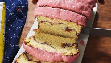 raspberry swirl pound cake