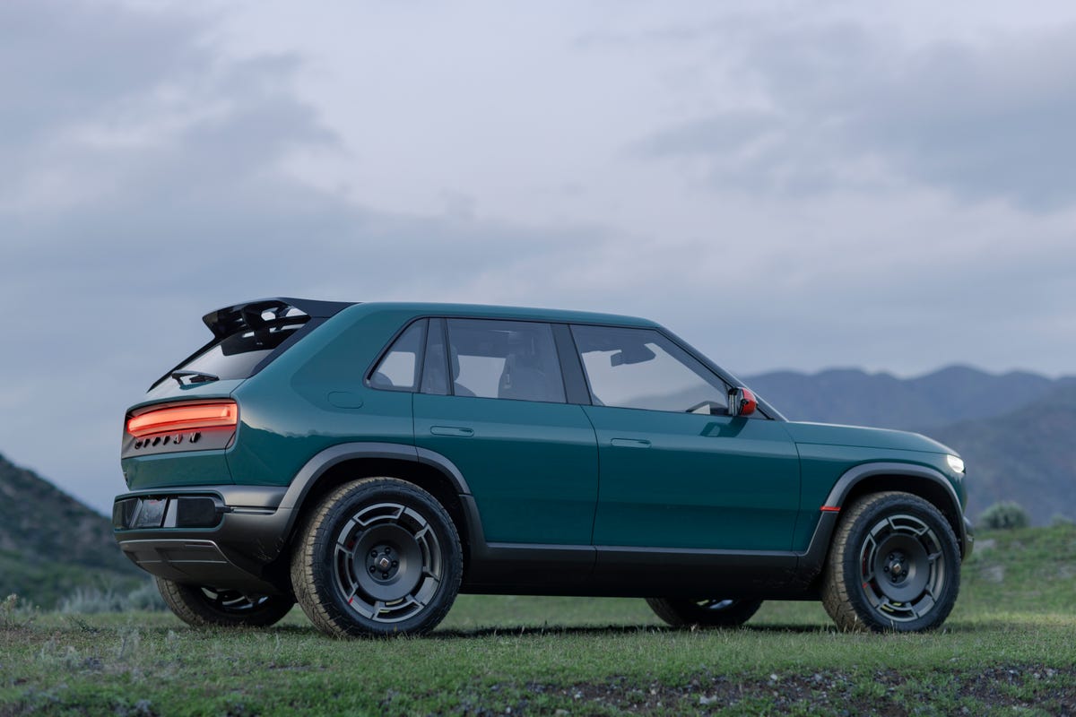 www.caranddriver.com